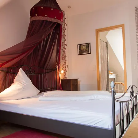 Weingut Weinstube Weinhotel Wolf 3* Harxheim