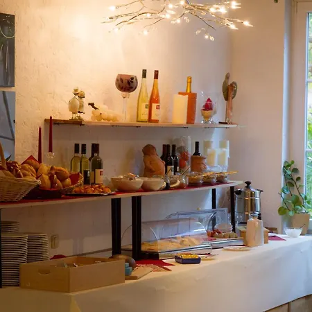 Weingut Weinstube Weinhotel Wolf Harxheim