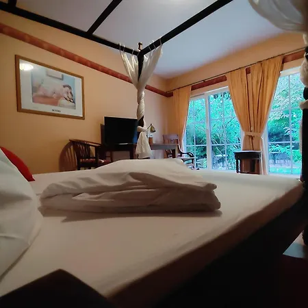 Weingut Weinstube Weinhotel Wolf *