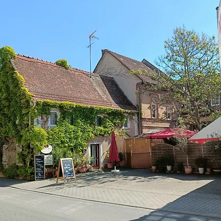 Weingut Weinstube Weinhotel Wolf Harxheim