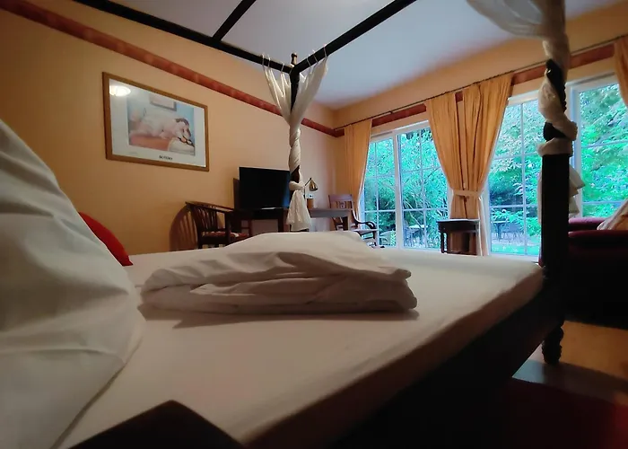 Weingut Weinstube Weinhotel Wolf 3*